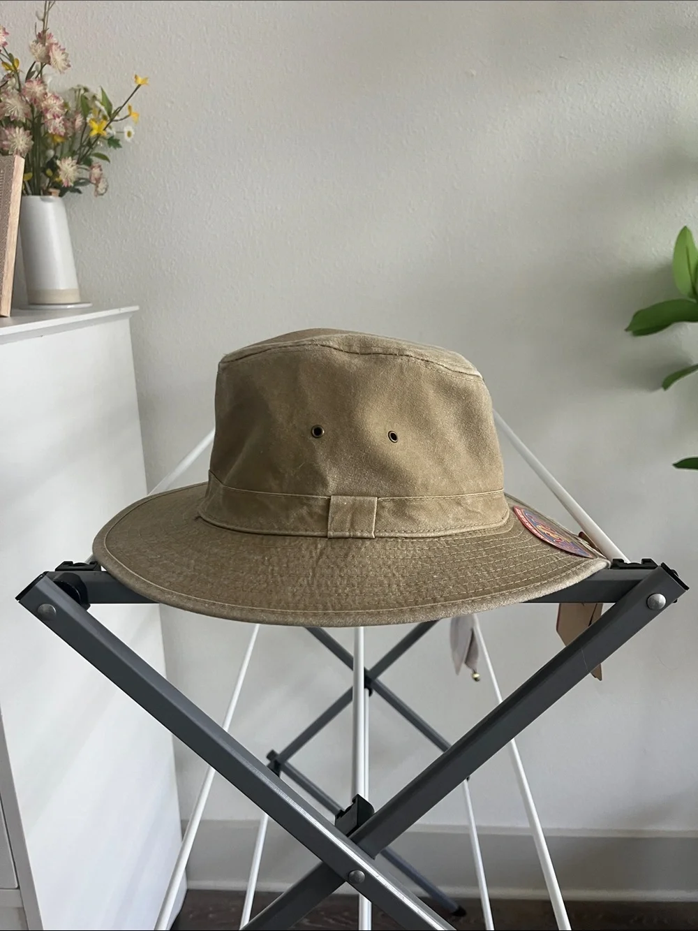 Dorfman Hat Company Rondavel Khaki NWT Large